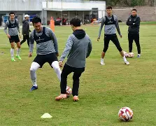 包含赛地聚焦——欧超杯转会期热度飙升，浙江稠州完成体检，赛场秩序良好，纪律约束更严格的词条-(随机）